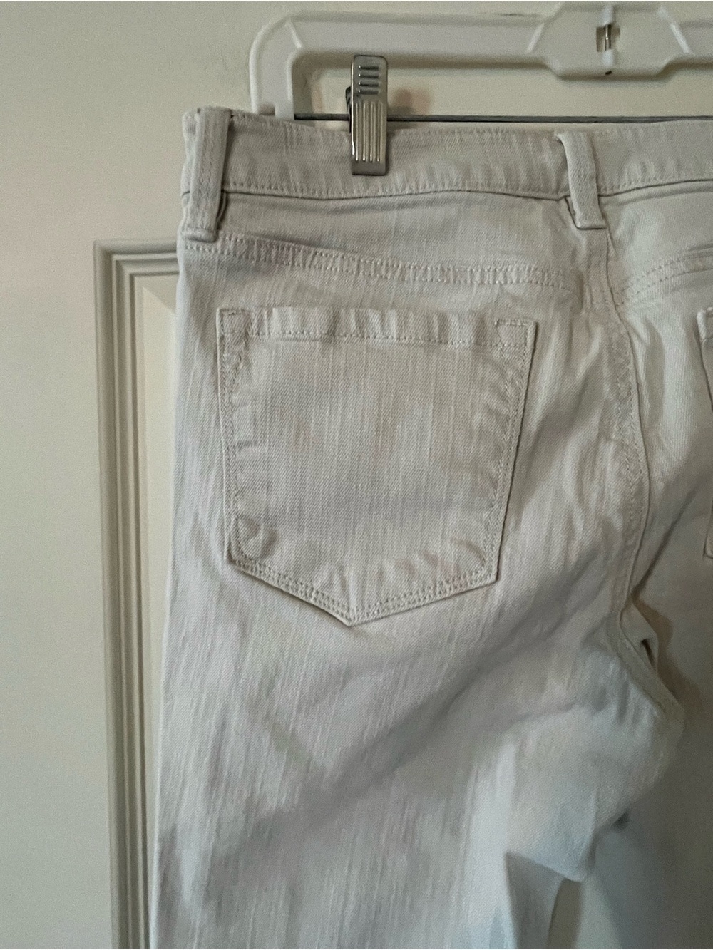 Loft Light Ivory Slim Zip-Pocket Ankle Pants with Fray Modern Skinny SZ 8 - Picture 14 of 15